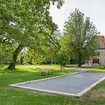 Le Domaine De La Briandais, Experience De Sobriete Electromagnetique