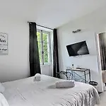 Le Domaine De La Briandais, Experience De Sobriete Electromagnetique 3* Missillac