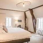 Le Domaine De La Briandais, Experience De Sobriete Electromagnetique 3*