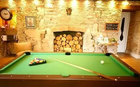 Le Domaine De La Briandais, Experience De Sobriete Electromagnetique