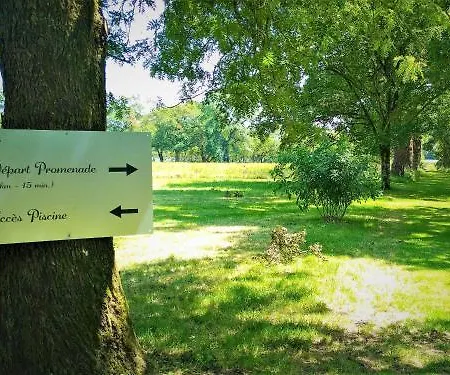 Ξενοδοχείο Le Domaine De La Briandais, Experience De Sobriete Electromagnetique 3*