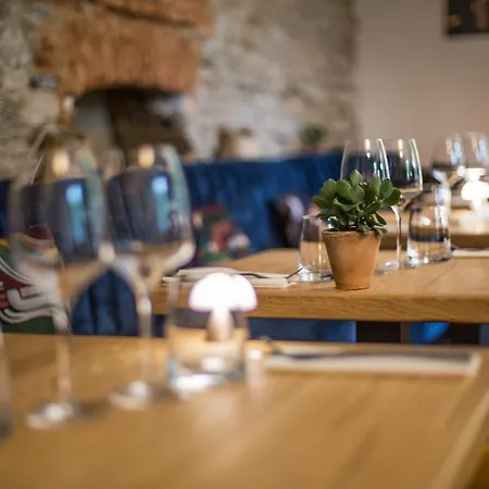 Le Domaine De La Briandais, Experience De Sobriete Electromagnetique 酒店