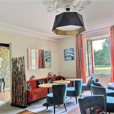 Le Domaine De La Briandais, Experience De Sobriete Electromagnetique Ξενοδοχείο 3*