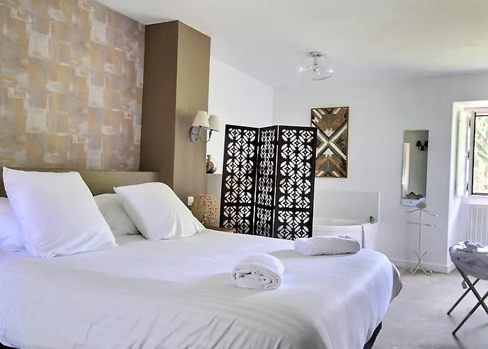 Le Domaine De La Briandais, Experience De Sobriete Electromagnetique 3*